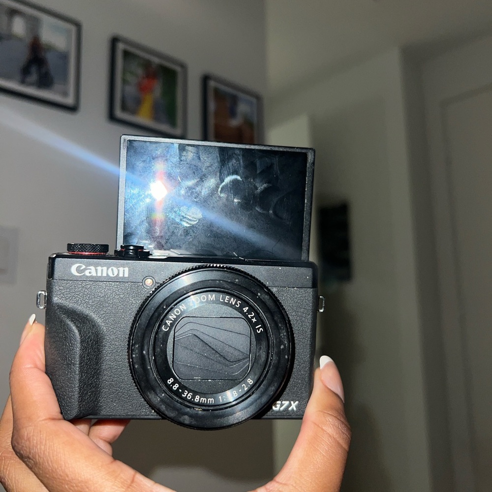 CANON G7X Mark II